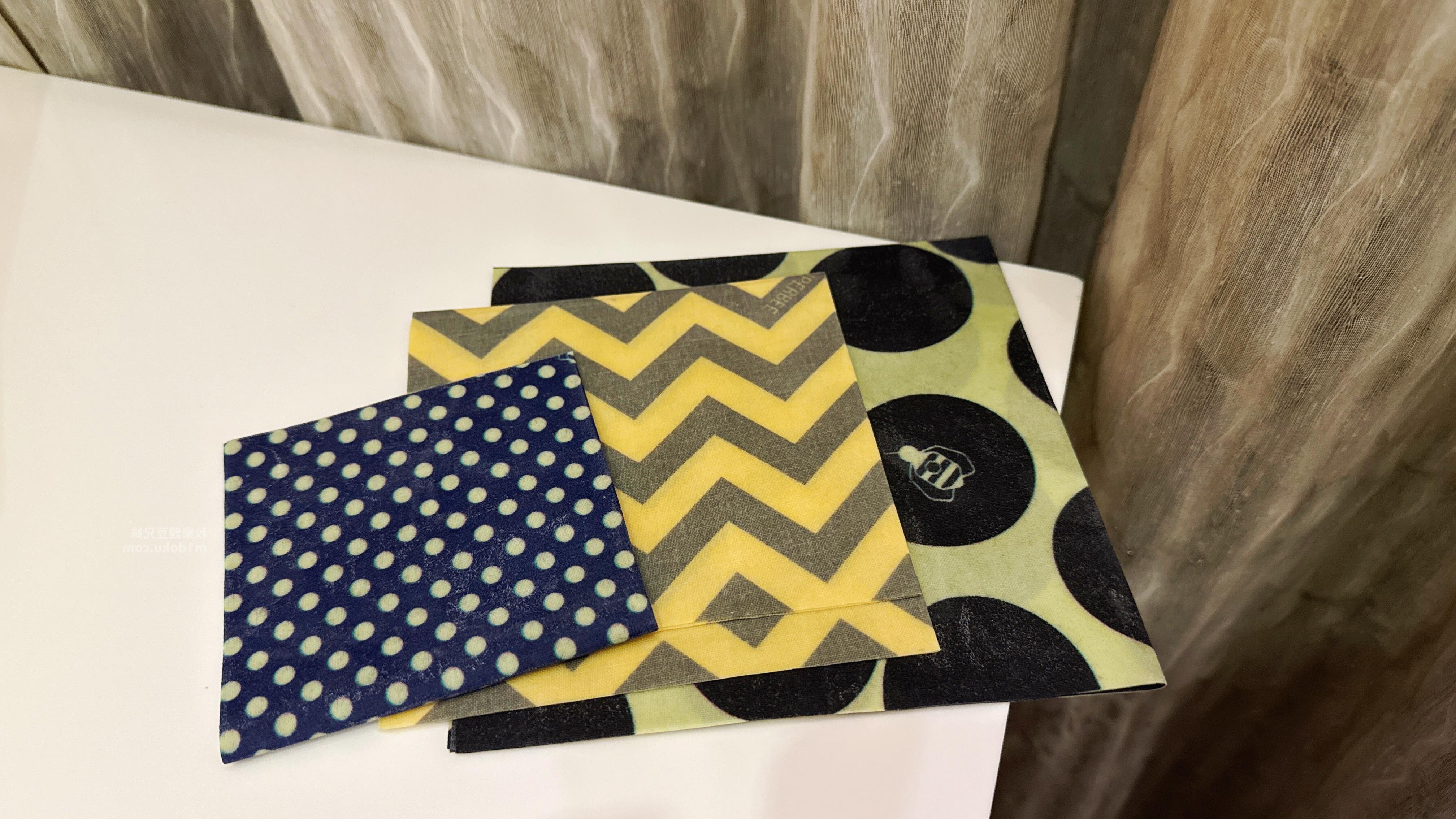 唯心選物 泰國Superbee環保蜂蠟 環保蜂蠟布 天然洗碗絲瓜海綿布 有機棉卸妝墊 洗臉墊 小蜜蜂 生活用品 廚房用品推薦 食物保鮮 永續環境 生物降解 地球環保 - 第2張圖 唯心選物 泰國Superbee環保蜂蠟 環保蜂蠟布 天然洗碗絲瓜海綿布 有機棉卸妝墊 洗臉墊 小蜜蜂 生活用品 廚房用品推薦 食物保鮮 永續環境 生物降解 地球環保