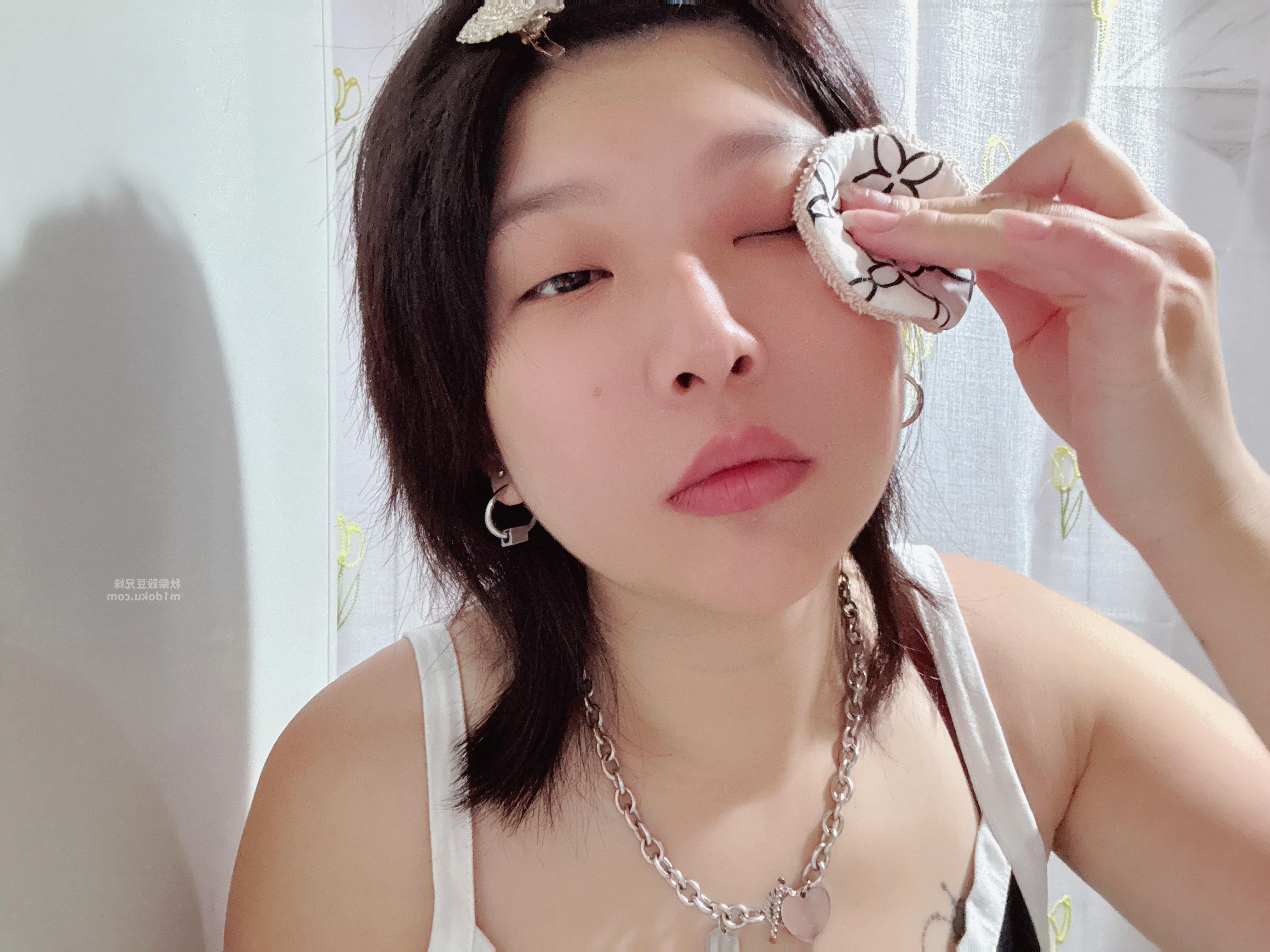 唯心選物 泰國Superbee環保蜂蠟 環保蜂蠟布 天然洗碗絲瓜海綿布 有機棉卸妝墊 洗臉墊 小蜜蜂 生活用品 廚房用品推薦 食物保鮮 永續環境 生物降解 地球環保 - 第47張圖 唯心選物 泰國Superbee環保蜂蠟 環保蜂蠟布 天然洗碗絲瓜海綿布 有機棉卸妝墊 洗臉墊 小蜜蜂 生活用品 廚房用品推薦 食物保鮮 永續環境 生物降解 地球環保