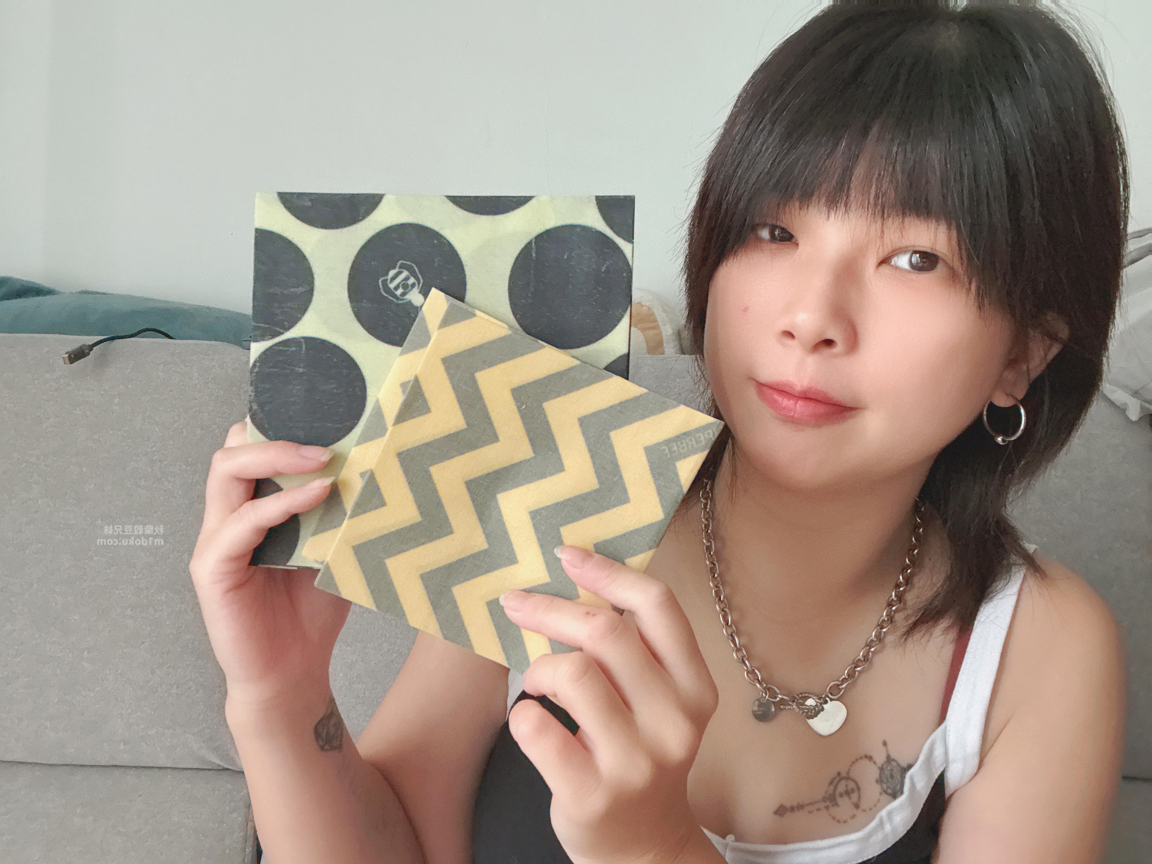 唯心選物 泰國Superbee環保蜂蠟 環保蜂蠟布 天然洗碗絲瓜海綿布 有機棉卸妝墊 洗臉墊 小蜜蜂 生活用品 廚房用品推薦 食物保鮮 永續環境 生物降解 地球環保 - 第9張圖 唯心選物 泰國Superbee環保蜂蠟 環保蜂蠟布 天然洗碗絲瓜海綿布 有機棉卸妝墊 洗臉墊 小蜜蜂 生活用品 廚房用品推薦 食物保鮮 永續環境 生物降解 地球環保