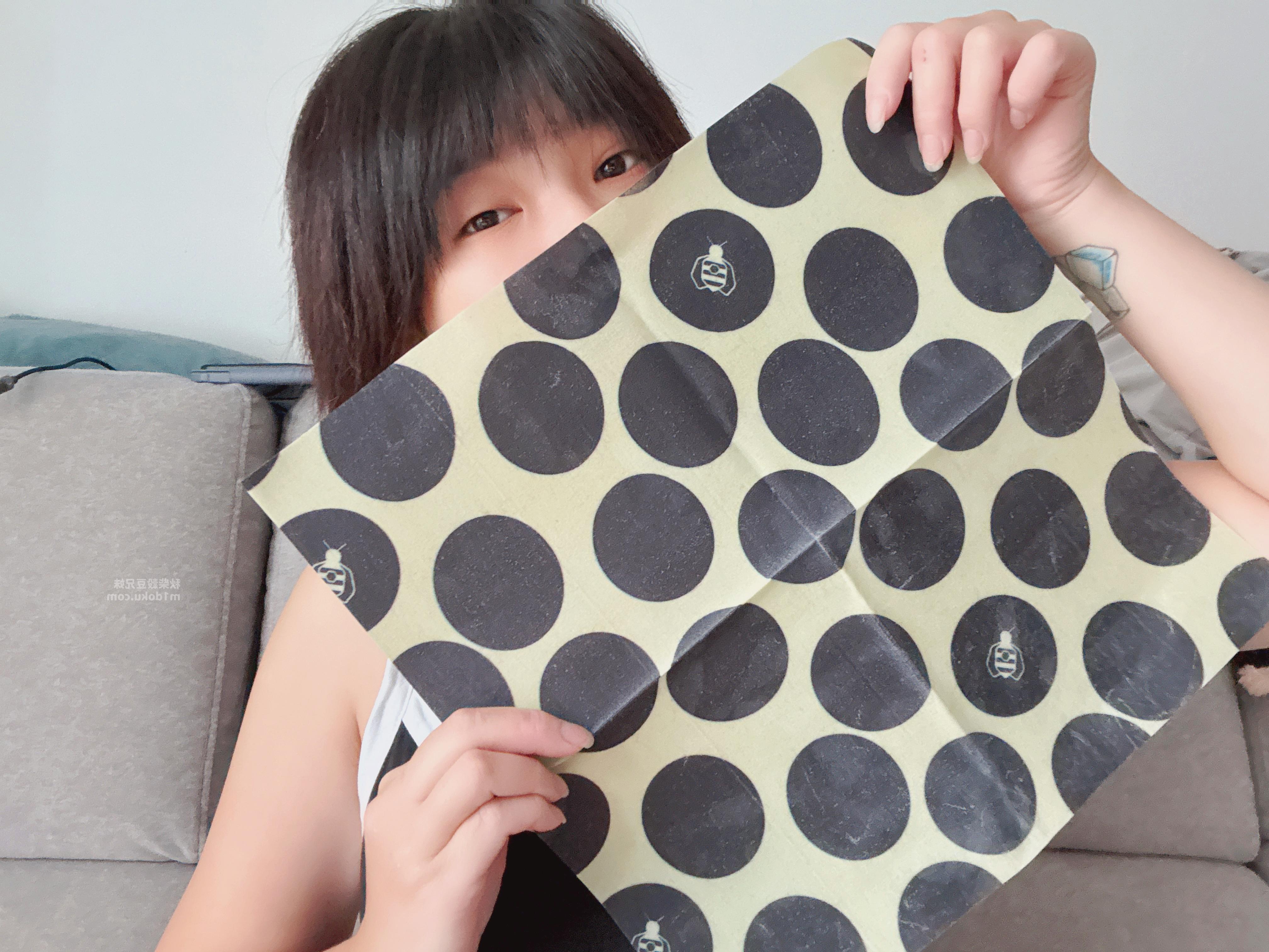 唯心選物 泰國Superbee環保蜂蠟 環保蜂蠟布 天然洗碗絲瓜海綿布 有機棉卸妝墊 洗臉墊 小蜜蜂 生活用品 廚房用品推薦 食物保鮮 永續環境 生物降解 地球環保 - 第6張圖 唯心選物 泰國Superbee環保蜂蠟 環保蜂蠟布 天然洗碗絲瓜海綿布 有機棉卸妝墊 洗臉墊 小蜜蜂 生活用品 廚房用品推薦 食物保鮮 永續環境 生物降解 地球環保