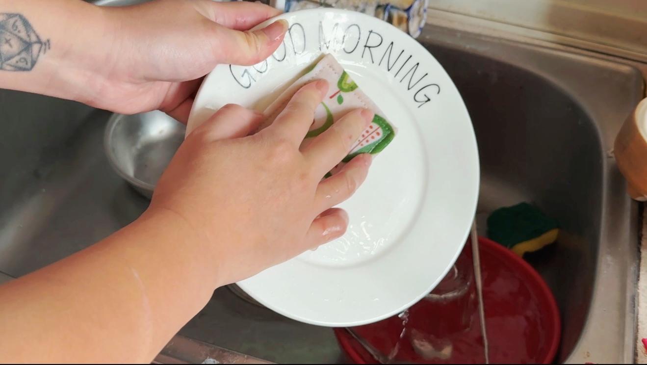 唯心選物 泰國Superbee環保蜂蠟 環保蜂蠟布 天然洗碗絲瓜海綿布 有機棉卸妝墊 洗臉墊 小蜜蜂 生活用品 廚房用品推薦 食物保鮮 永續環境 生物降解 地球環保 - 第14張圖 唯心選物 泰國Superbee環保蜂蠟 環保蜂蠟布 天然洗碗絲瓜海綿布 有機棉卸妝墊 洗臉墊 小蜜蜂 生活用品 廚房用品推薦 食物保鮮 永續環境 生物降解 地球環保