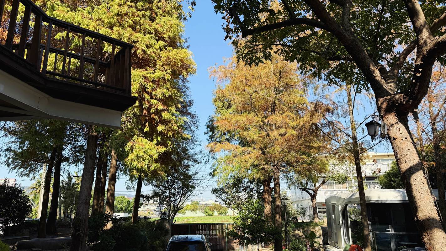 南投 中興新村-覓境莊園 包棟民宿|寵物友善民宿推薦 太空艙 智能管家 KTV 鋼琴 麻將桌 落羽松庭園 藝術造景 - 第30張圖 南投 中興新村-覓境莊園 包棟民宿|寵物友善民宿推薦 太空艙 智能管家 KTV 鋼琴 麻將桌 落羽松庭園 藝術造景
