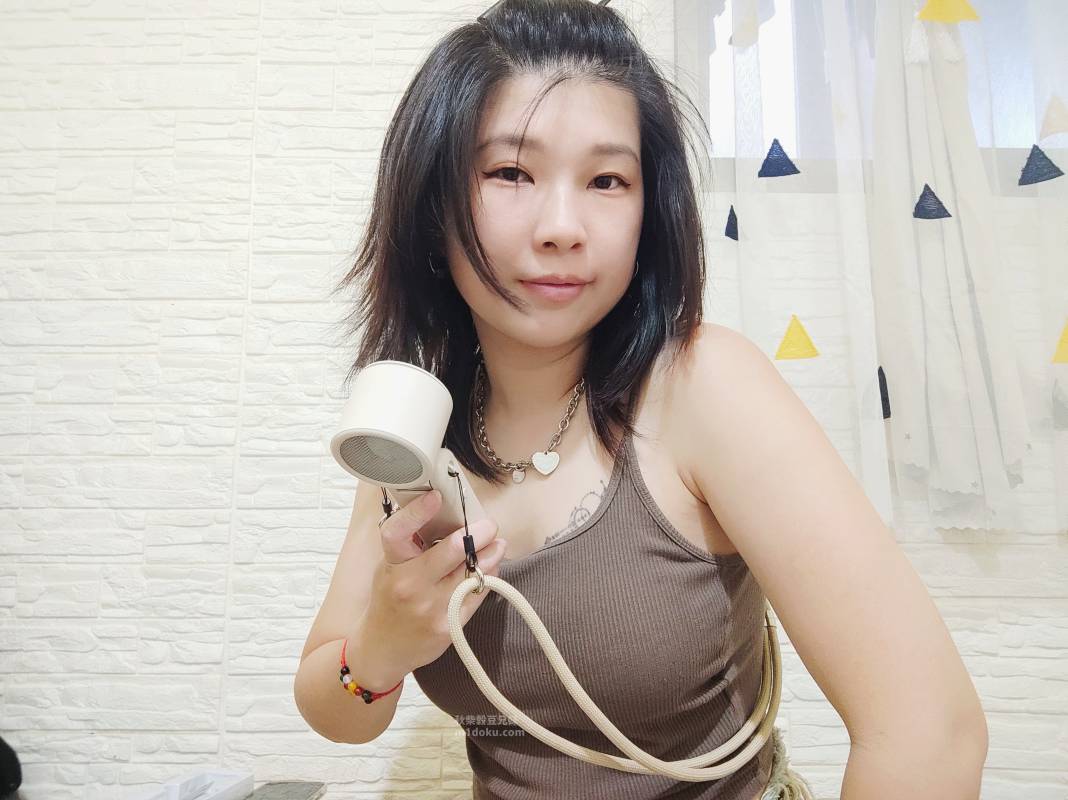 LARMI 樂米 LARMI LMF08MAX手持風扇｜AI手持風扇推薦 強風手持風扇分享 LARMI LMF08MAX手持風扇評價完整開箱