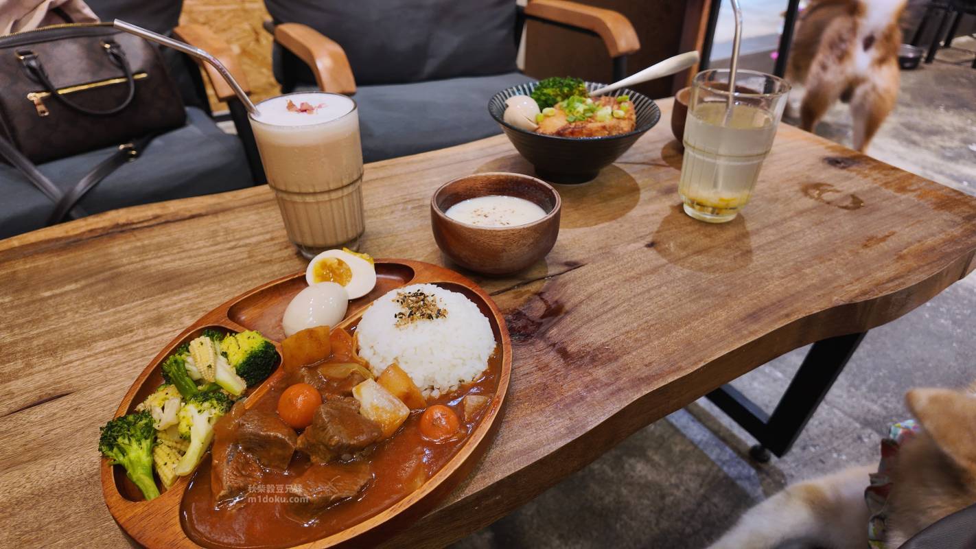 【永和寵物友善餐廳推薦】捲尾巴 Let’s Pet Paws Restaurant|帶毛孩來吃寵物鮮食!超澎湃早午餐、高CP值義大利麵,中永和寵物友善餐廳首選 米豆與米穀的日系美食探險! - 第22張圖 【永和寵物友善餐廳推薦】捲尾巴 Let’s Pet Paws Restaurant|帶毛孩來吃寵物鮮食!超澎湃早午餐、高CP值義大利麵,中永和寵物友善餐廳首選 米豆與米穀的日系美食探險!
