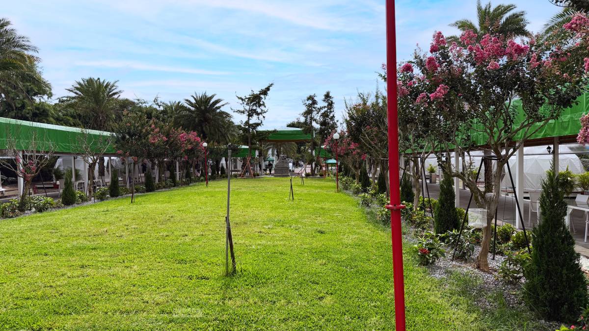 【苗栗豪華露營推薦】綺美度假露營村—星空帳篷 花草環繞 四千坪超大營區 寵物友善的免裝備懶人露營! - 第4張圖 【苗栗豪華露營推薦】綺美度假露營村—星空帳篷 花草環繞 四千坪超大營區 寵物友善的免裝備懶人露營!